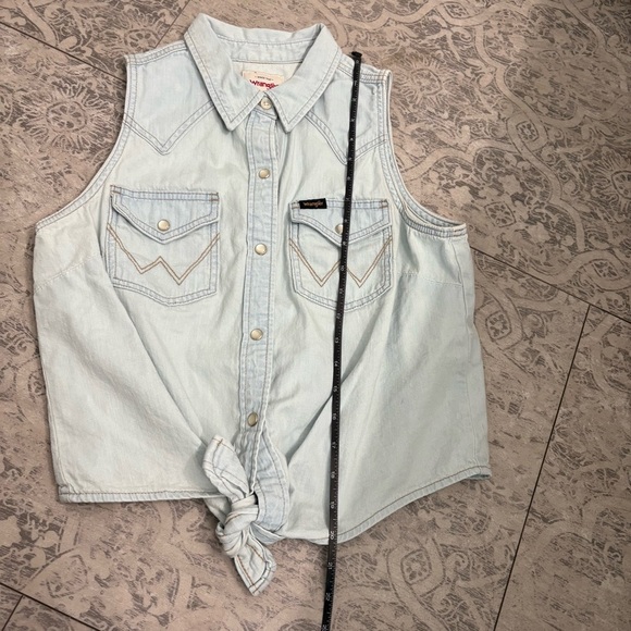 Wrangler Women’s Tie Front Sleeveless Western Shirt SZ Small - Picture 9 of 10
